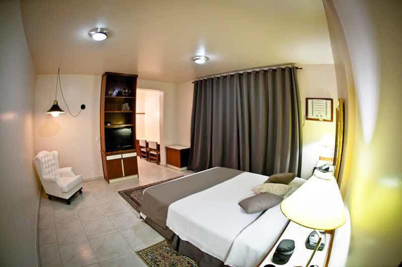 Fenix Hotel Pouso Alegre Exterior foto